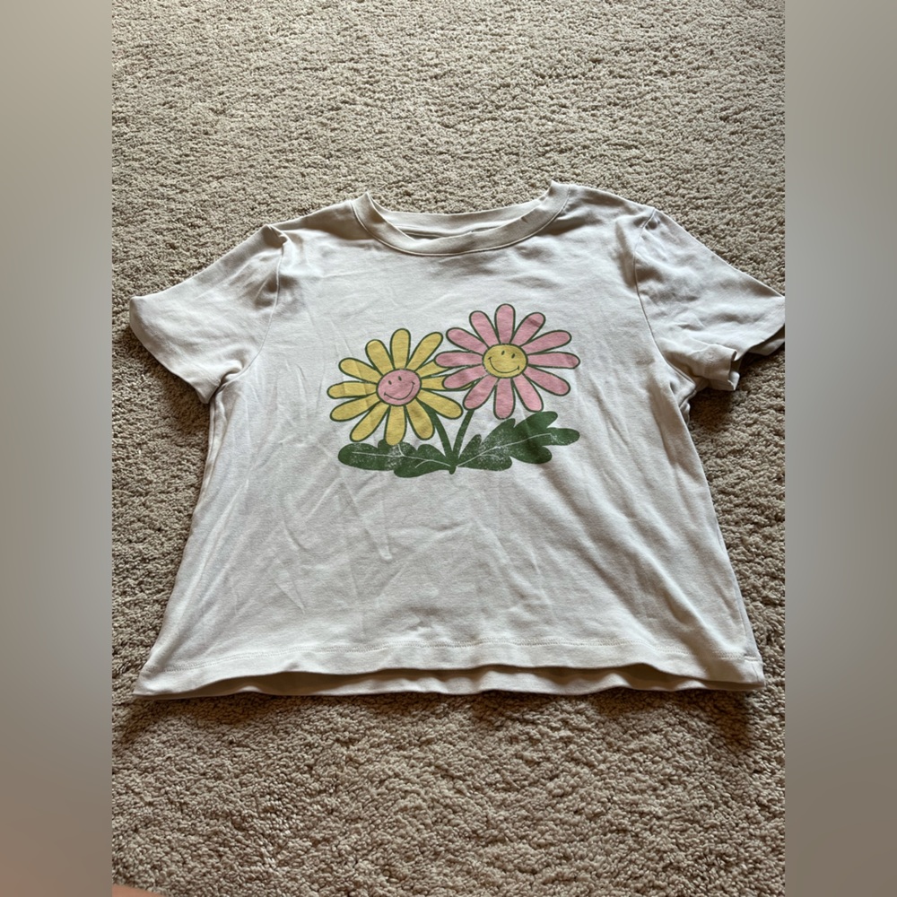 Cropped baby t shirt